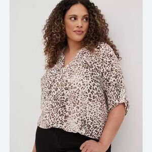 Torrid Harper Georgette pullover  leopard print blouse- size 3